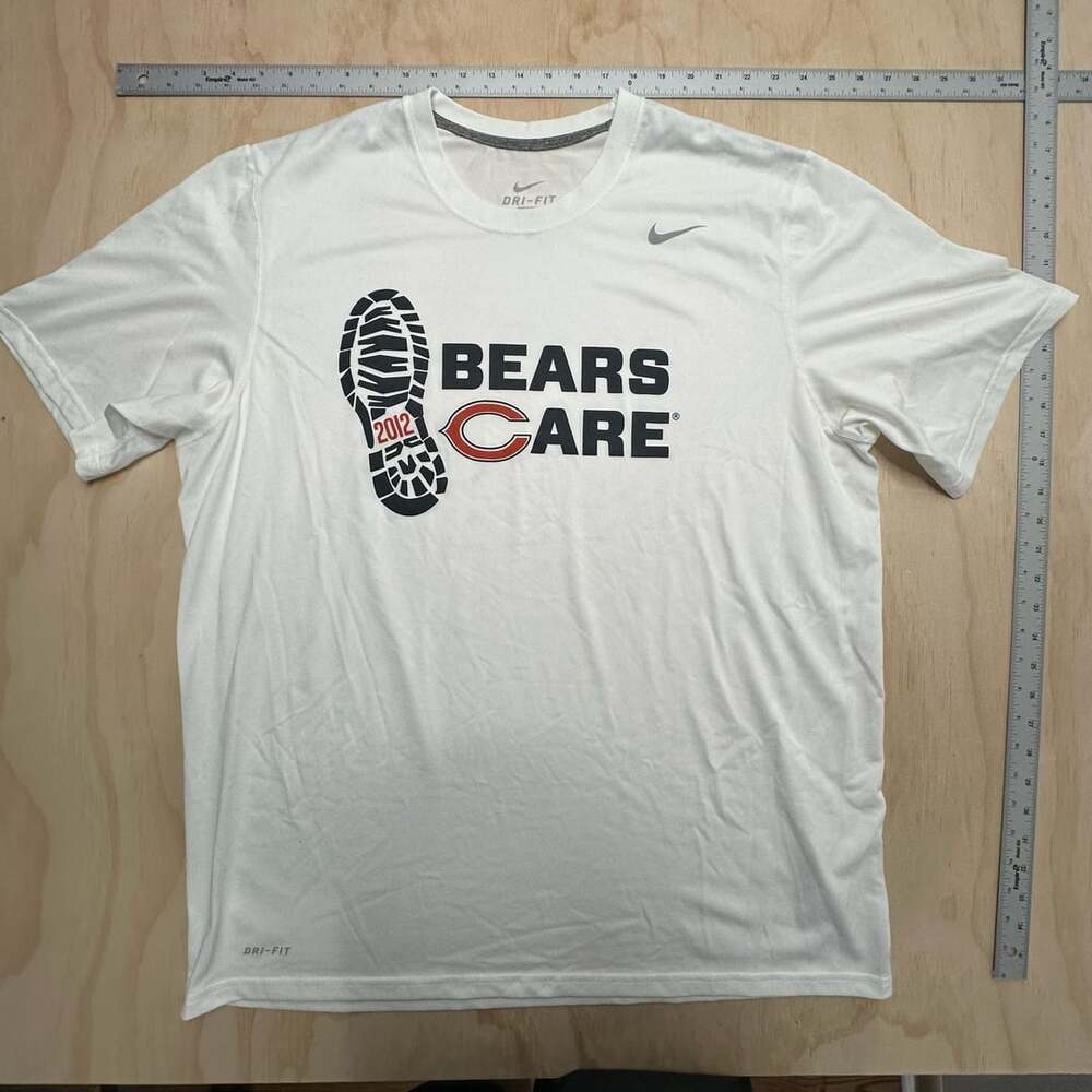 Nike Chicago Bears Bears Care 2012 Dri-Fit T-Shirt XL White